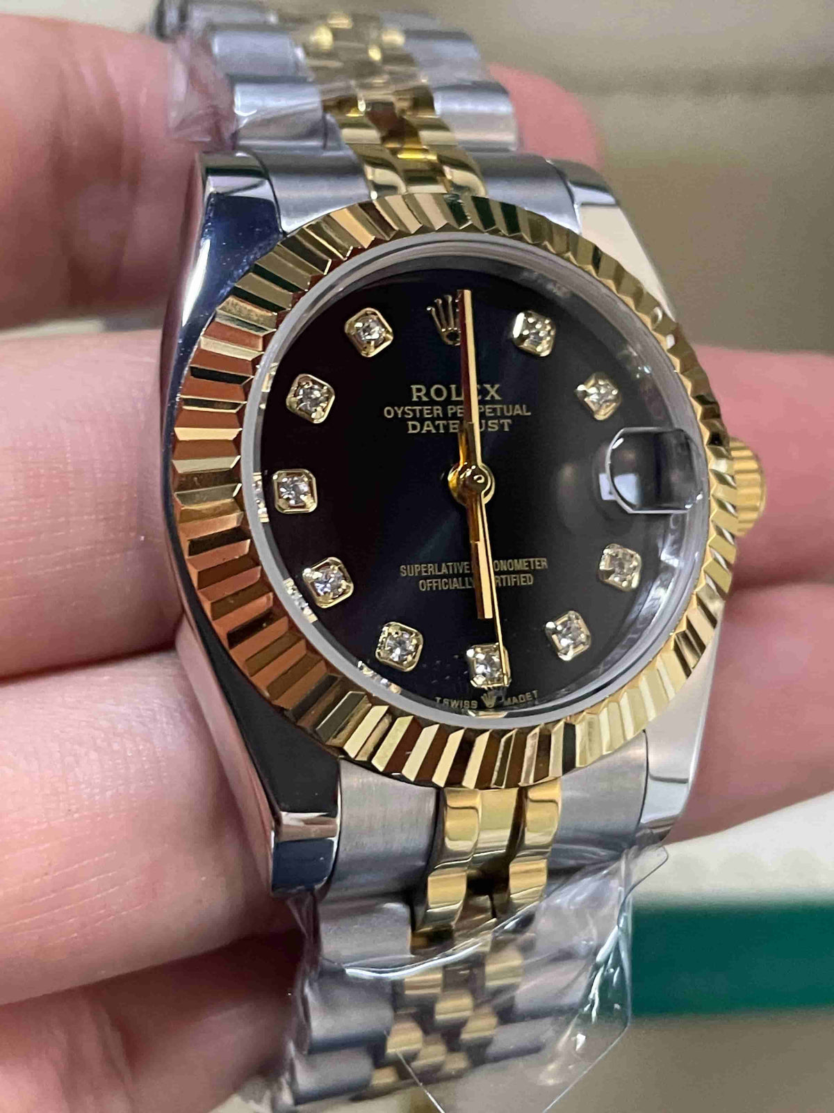 automatic-watch-for-women-28mm-r145-1