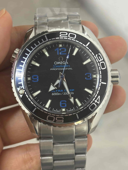 Mechanische Uhr für Herren OM211