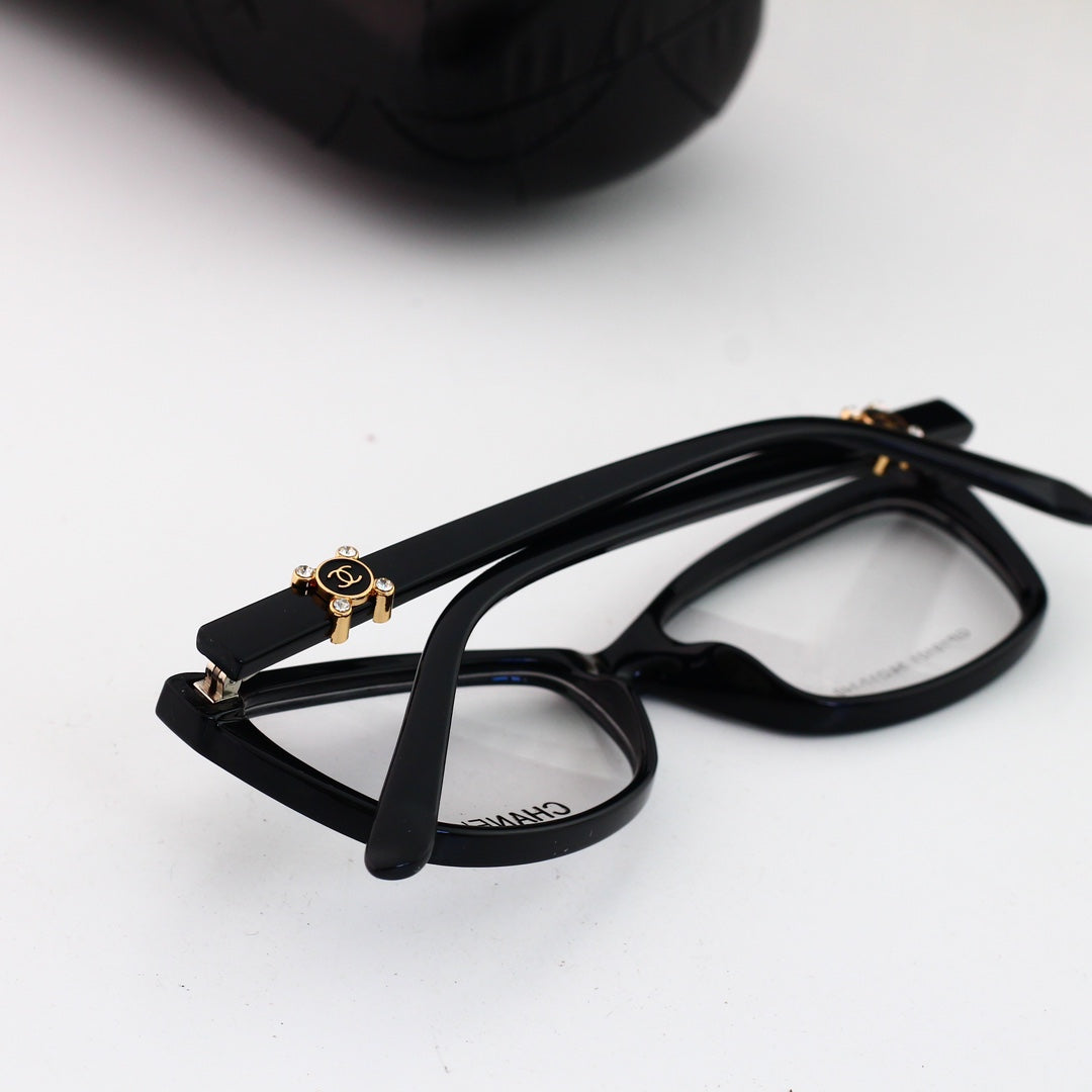 Fashionable Rhinestone Logo Glasses-s-88 mysite