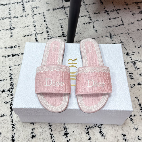 26S SLIDES IN LIGHT PINK EMBOSSED OBLIQUE LACE EMBROIDERY mysite