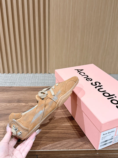 DIOR 26S LOW TOP SNEAKERS IN BEIGE SUEDE WITH LIGHT GREY LACES mysite