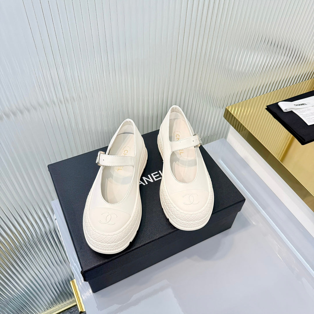 CHANEL 26S PLATFORM MARY JANE SHOES IN WHITE LAMBSKIN mysite