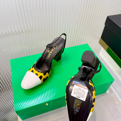 CHANEL 26S HIGH-HEEL SLINGBACKS 70 MM IN WHITE PATENT CALFSKIN WITH YELLOW PONY HAIR mysite