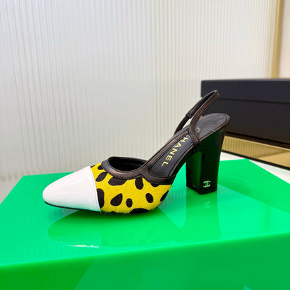 CHANEL 26S HIGH-HEEL SLINGBACKS 70 MM IN WHITE PATENT CALFSKIN WITH YELLOW PONY HAIR mysite