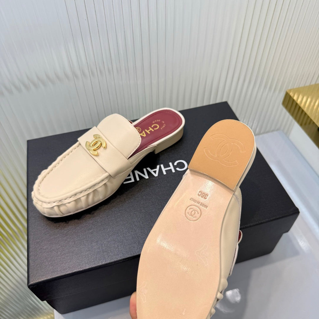 26S LOAFER MULES IN BEIGE CALFSKIN WITH CC LOGO mysite