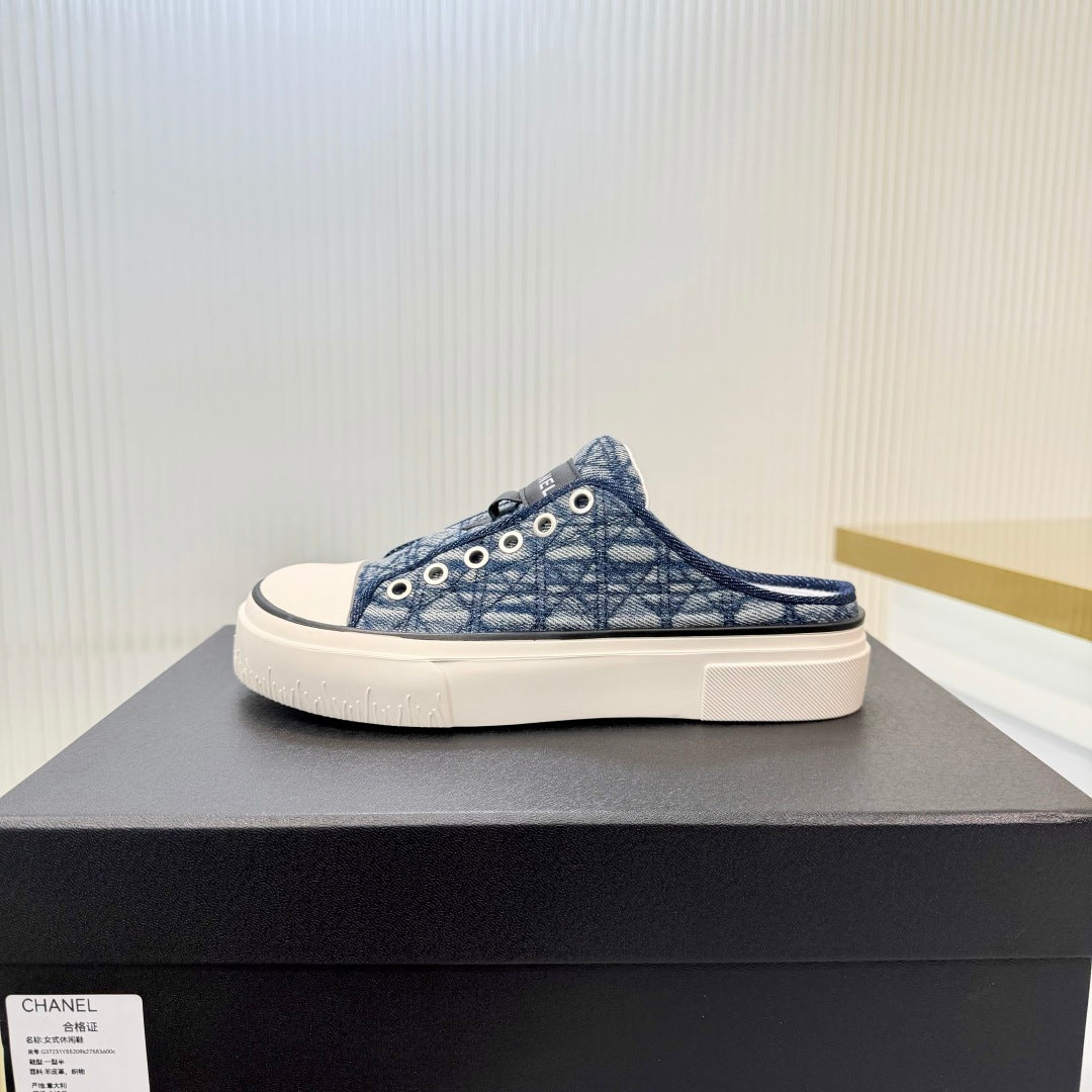 26S MULE SNEAKERS IN NAVY BLUE DIAMOND-PATTERNED WOVEN DENIM FABRIC mysite