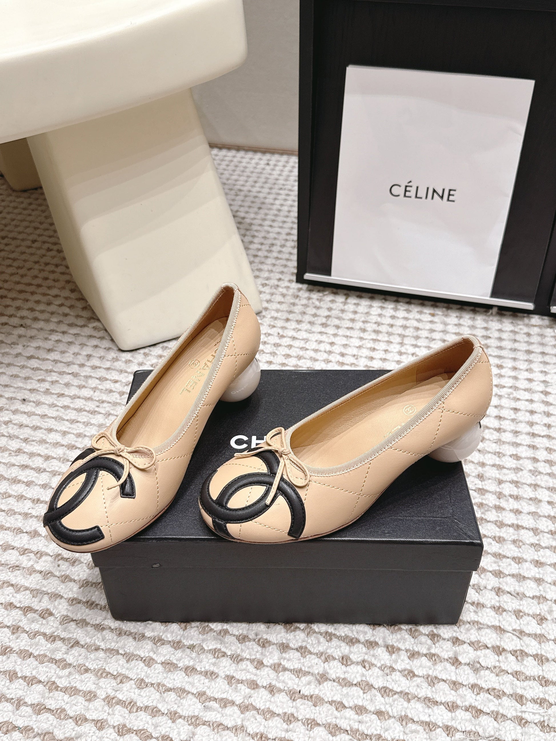 CHANEL 26S PEARL HIGH HEELS 55 MM IN BEIGE CALFSKIN WITH BLACK CC LOGO mysite
