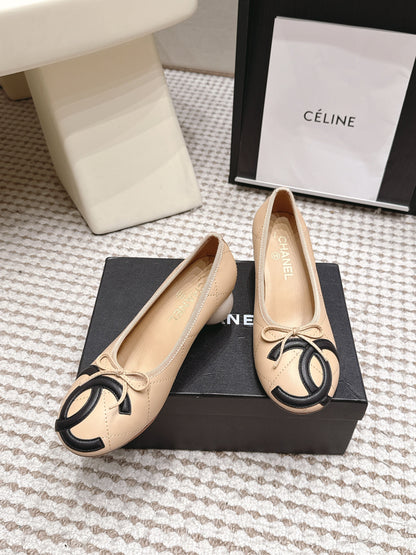 CHANEL 26S PEARL HIGH HEELS 55 MM IN BEIGE CALFSKIN WITH BLACK CC LOGO mysite