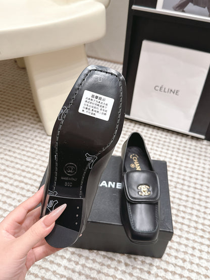26S LOAFERS IN BLACK CALFSKIN WITH GOLD-TONE CC LOGO mysite