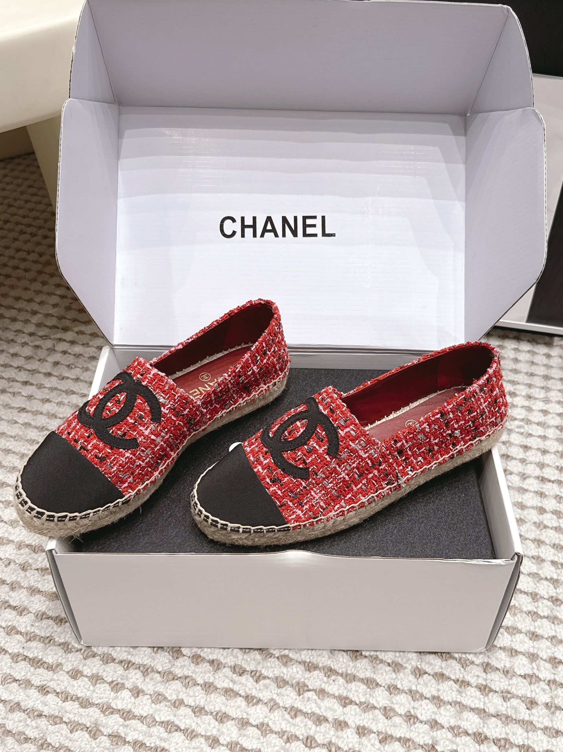 CHANEL 26S SLIP ONS IN RED MIX BLACK TWEED AND PATENT CALFSKIN mysite