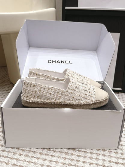 26S SLIP ONS IN WHITE TWEED AND PATENT CALFSKIN mysite