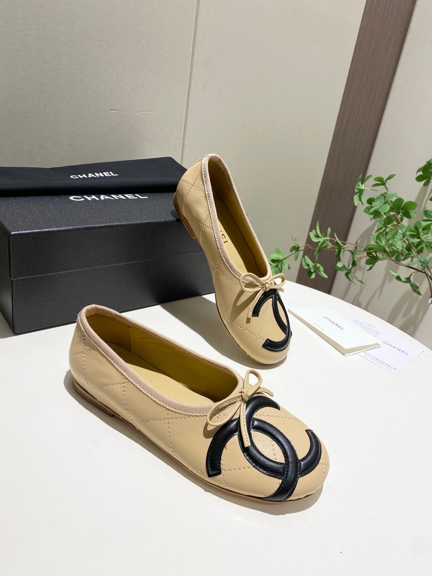 CHANEL 26S FLATS IN BEIGE LAMBSKIN WITH BOW mysite