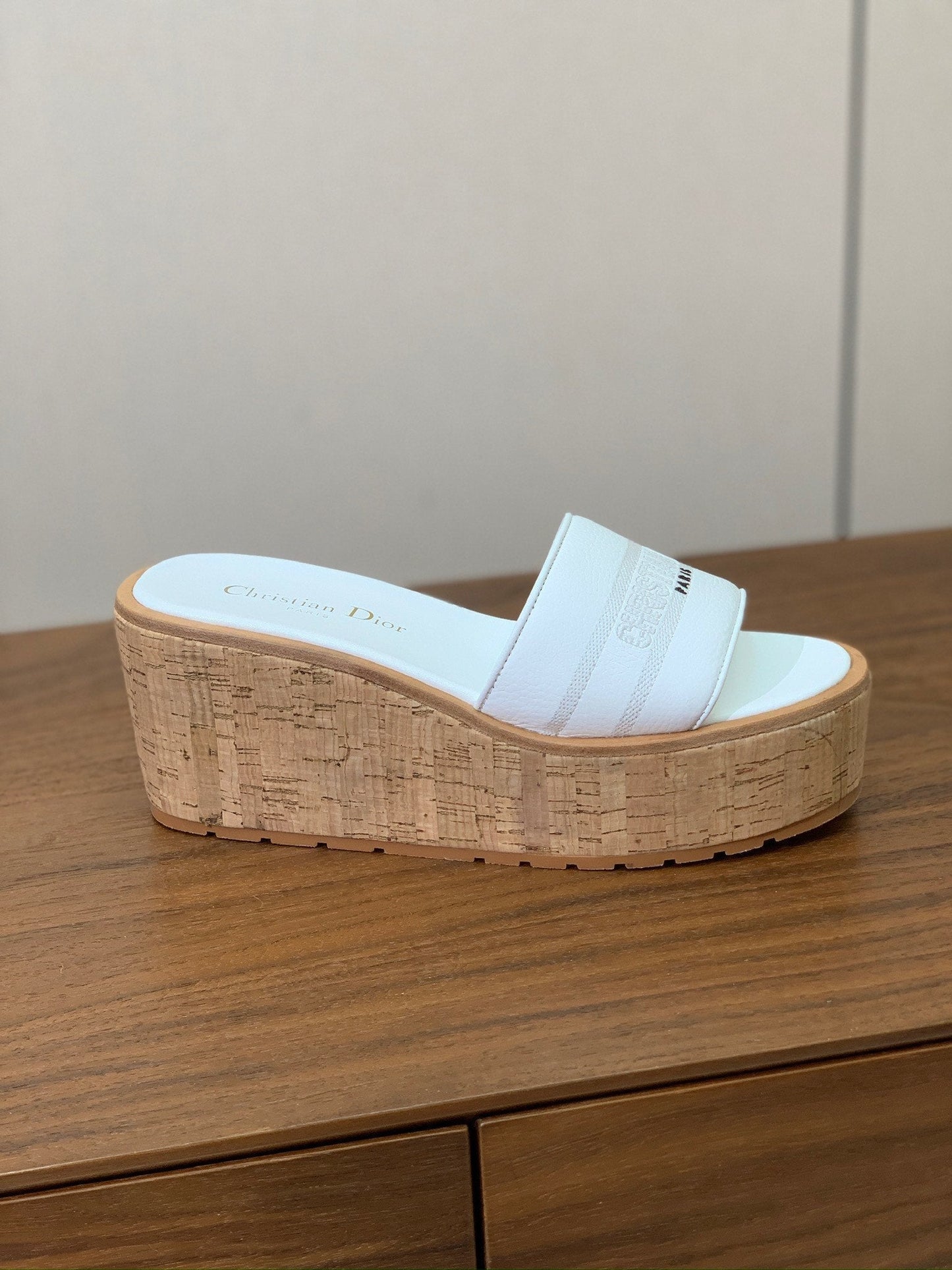 DIOR 25S DWAY WEDGE SLIDE 90 MM IN WHITE CALFSKIN mysite