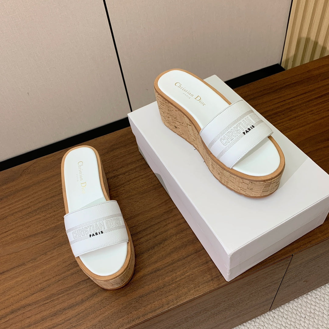 DIOR 25S DWAY WEDGE SLIDE 90 MM IN WHITE CALFSKIN mysite
