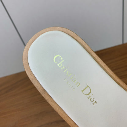 DIOR 25S DWAY WEDGE SLIDE 90 MM IN CREAM WHITE CALFSKIN mysite