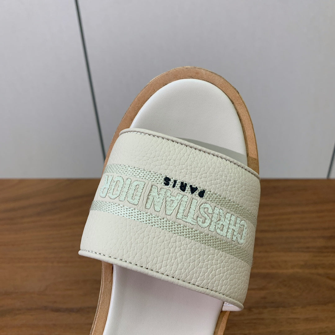 DIOR 25S DWAY WEDGE SLIDE 90 MM IN CREAM WHITE CALFSKIN mysite