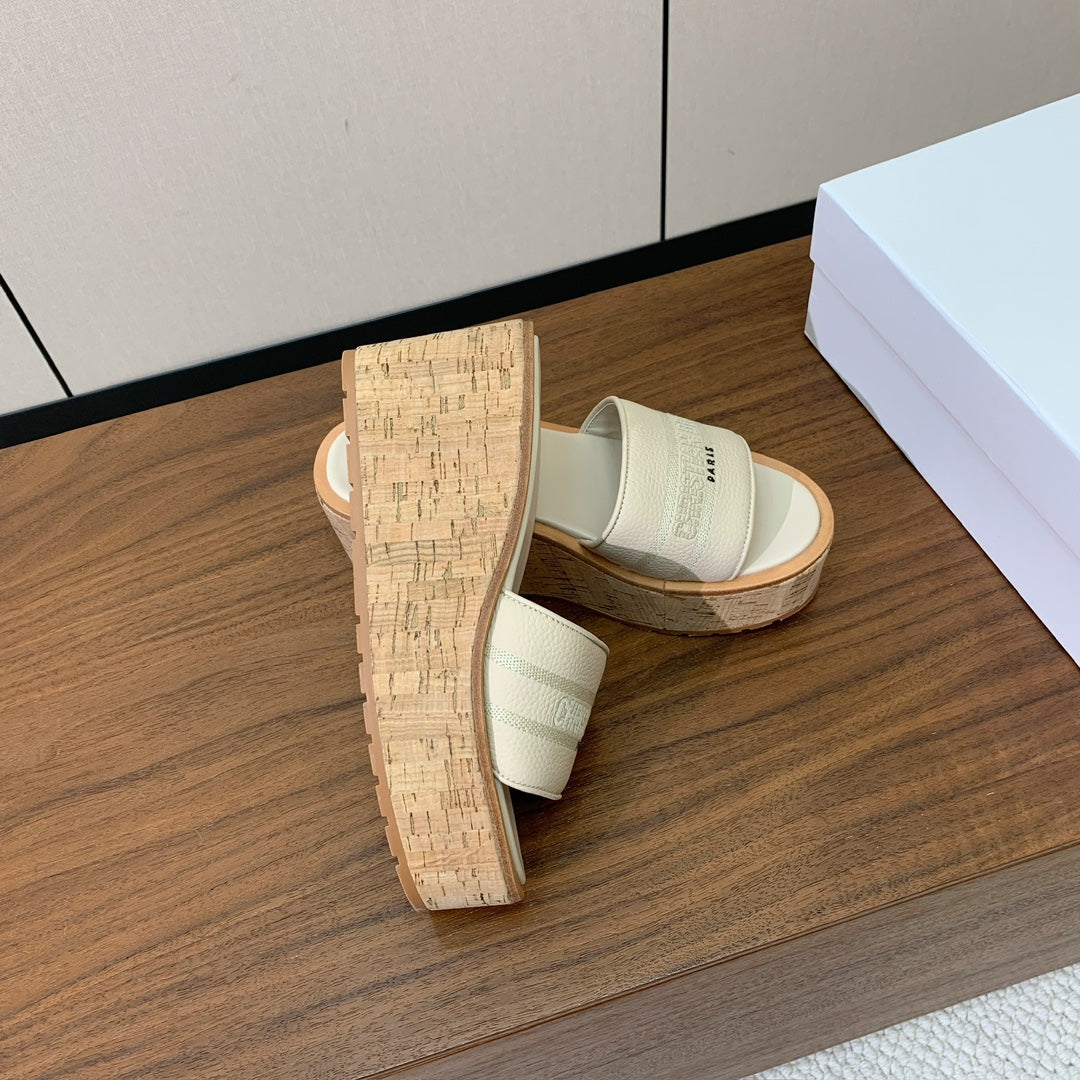 DIOR 25S DWAY WEDGE SLIDE 90 MM IN CREAM WHITE CALFSKIN mysite