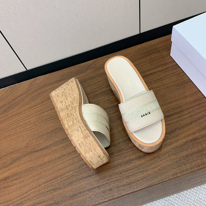 DIOR 25S DWAY WEDGE SLIDE 90 MM IN CREAM WHITE CALFSKIN mysite