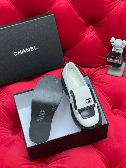 CC MOCCASIN LOAFER IN WHITE MIX BLACK LAMBSKIN mysite