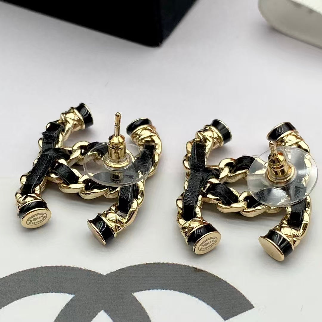 Elegant Girl Earrings Stud mysite