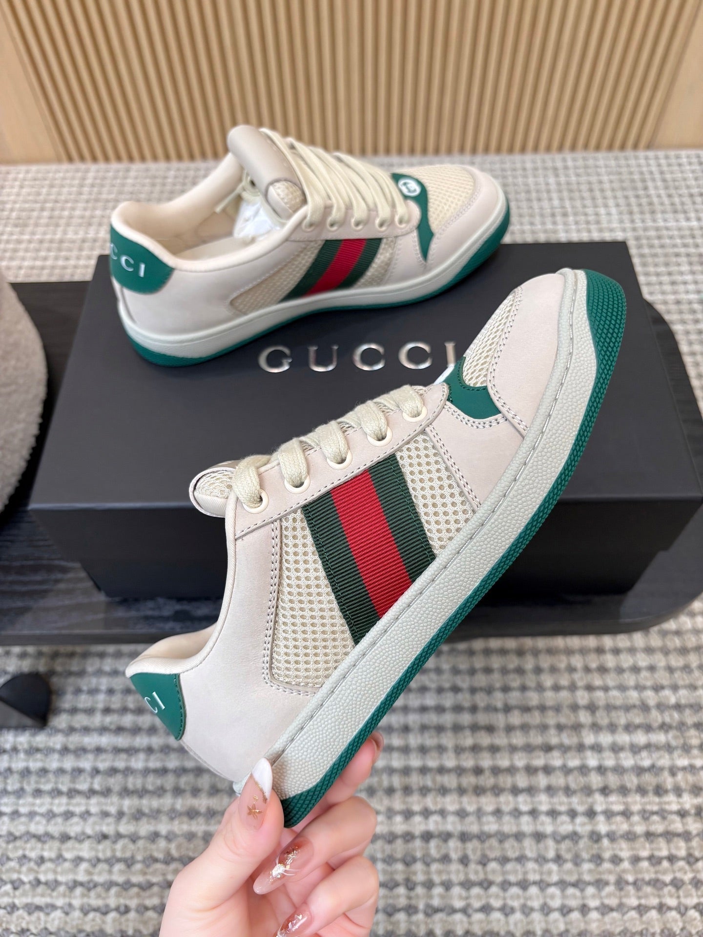 26S MESH SNEAKERS IN LIGHT BEIGE AND GREEN LEATHER mysite