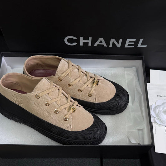 CHANEL 26S LOW TOP SNEAKERS IN BEIGE SUEDE mysite
