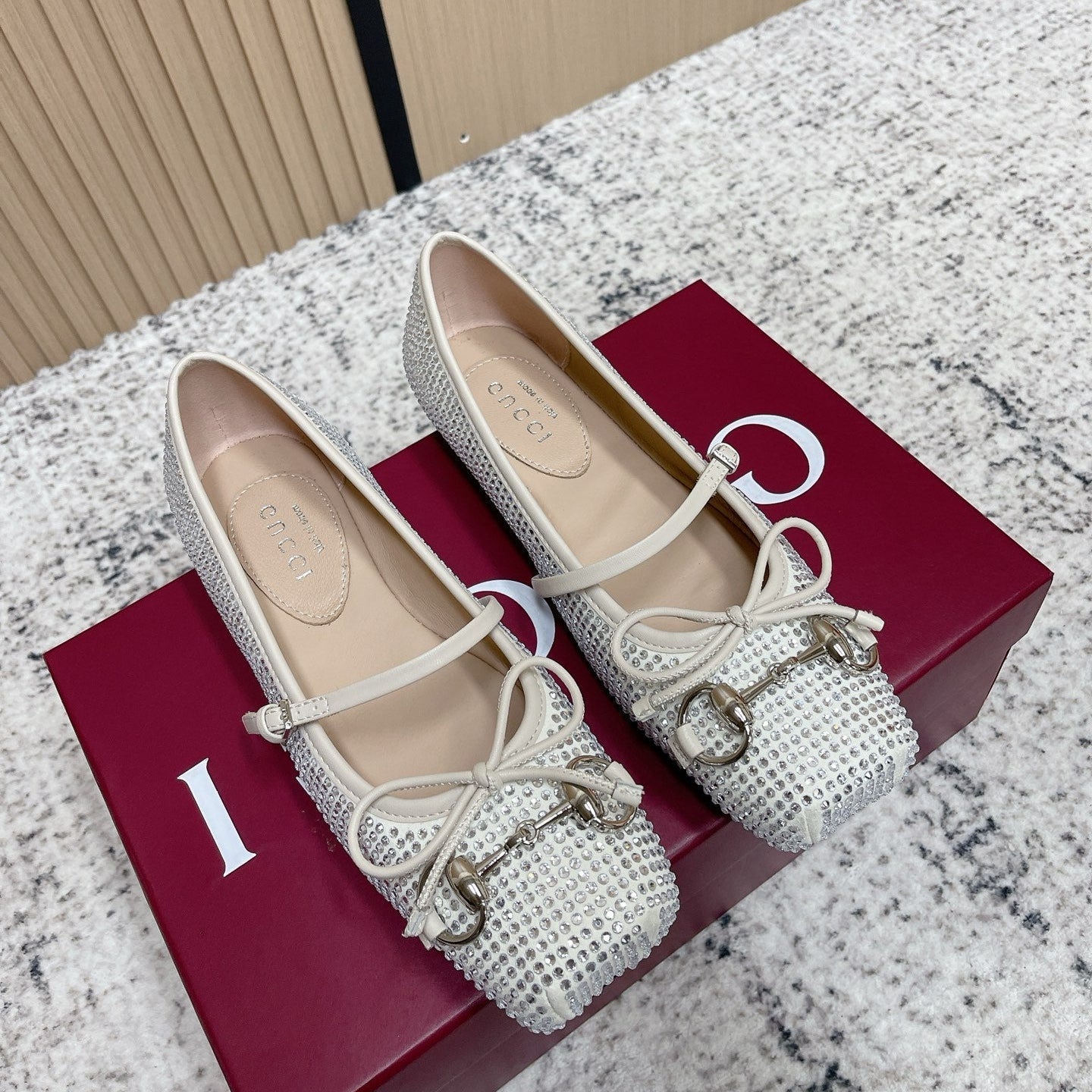 GUCCI 26S BALLET FLATS IN OFF WHITE WITH CRYSTALS mysite