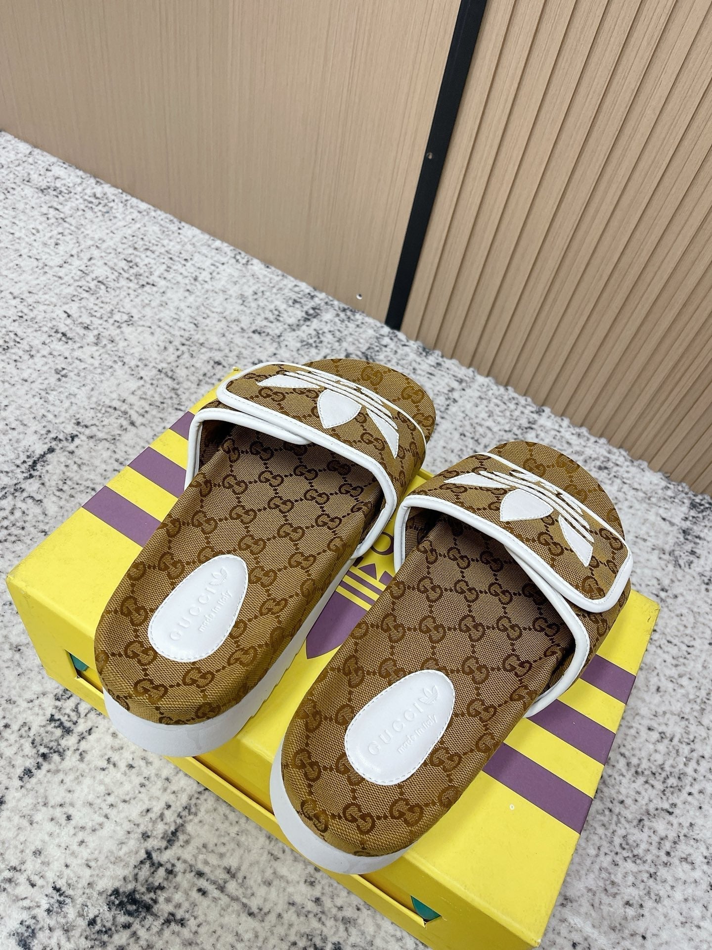 GUCCI 26S PLATFORM SLIDE SANDALS IN BROWN GG CANVAS mysite