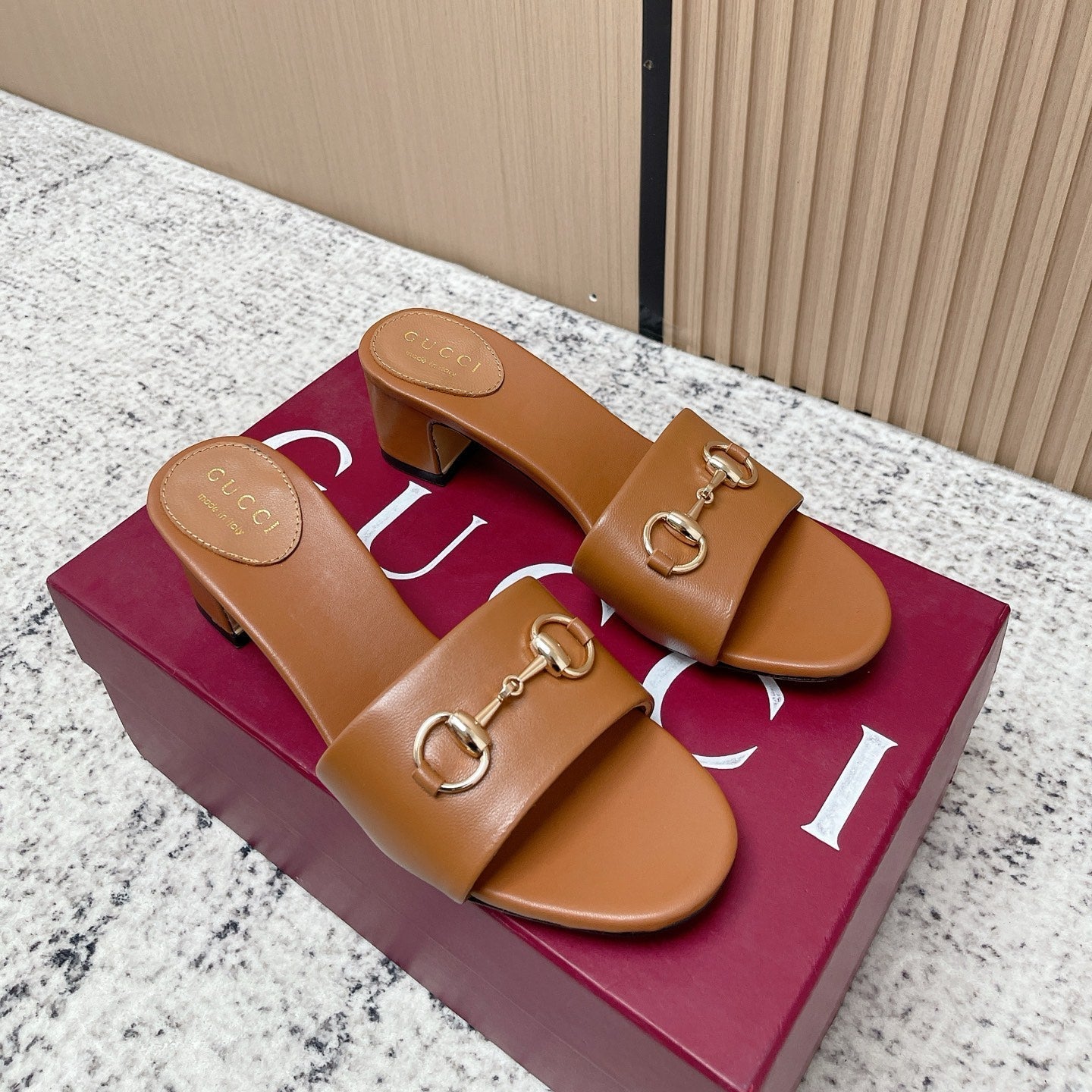 26S HORSEBIT MID-HEEL SANDALS IN BROWN CALFSKIN mysite