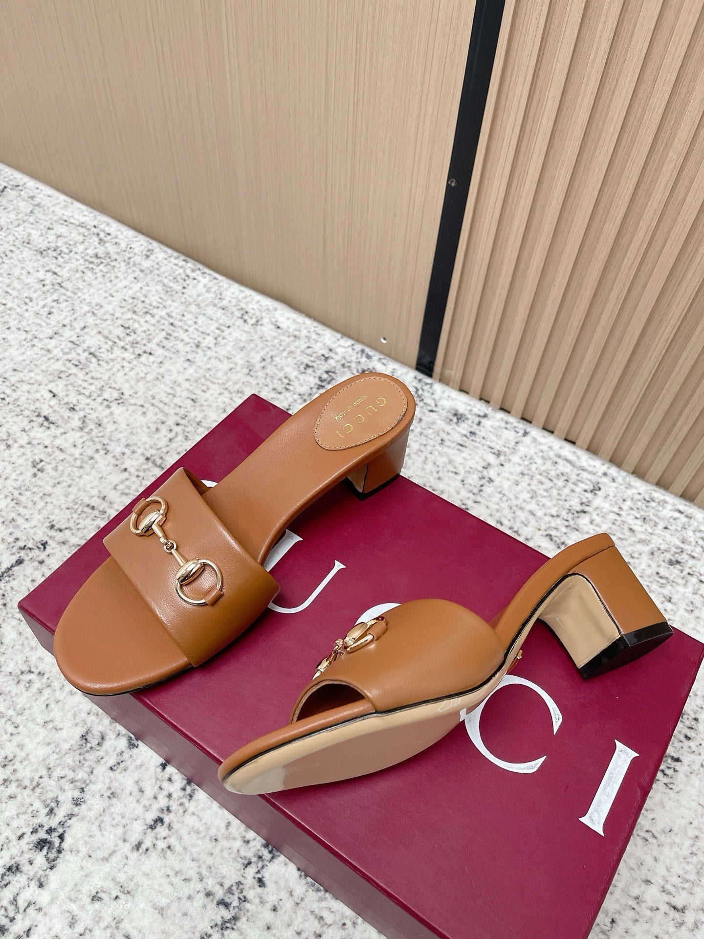 26S HORSEBIT MID-HEEL SANDALS IN BROWN CALFSKIN mysite