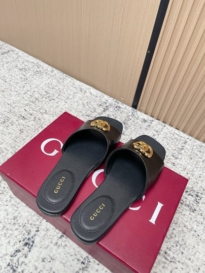 26S SLIDE SANDAL IN BLACK CALFSKIN WITH GOLD HARDWARE mysite