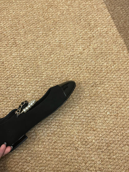26S MARY JANE PEARL STRAP FLATS IN BLACK CALFSKIN mysite