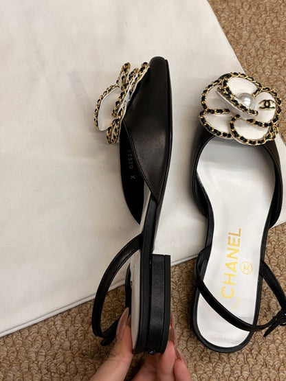 CHANEL 26S SLINGBACK FLATS IN BLACK CALFSKIN CAMELLIA PEARL mysite