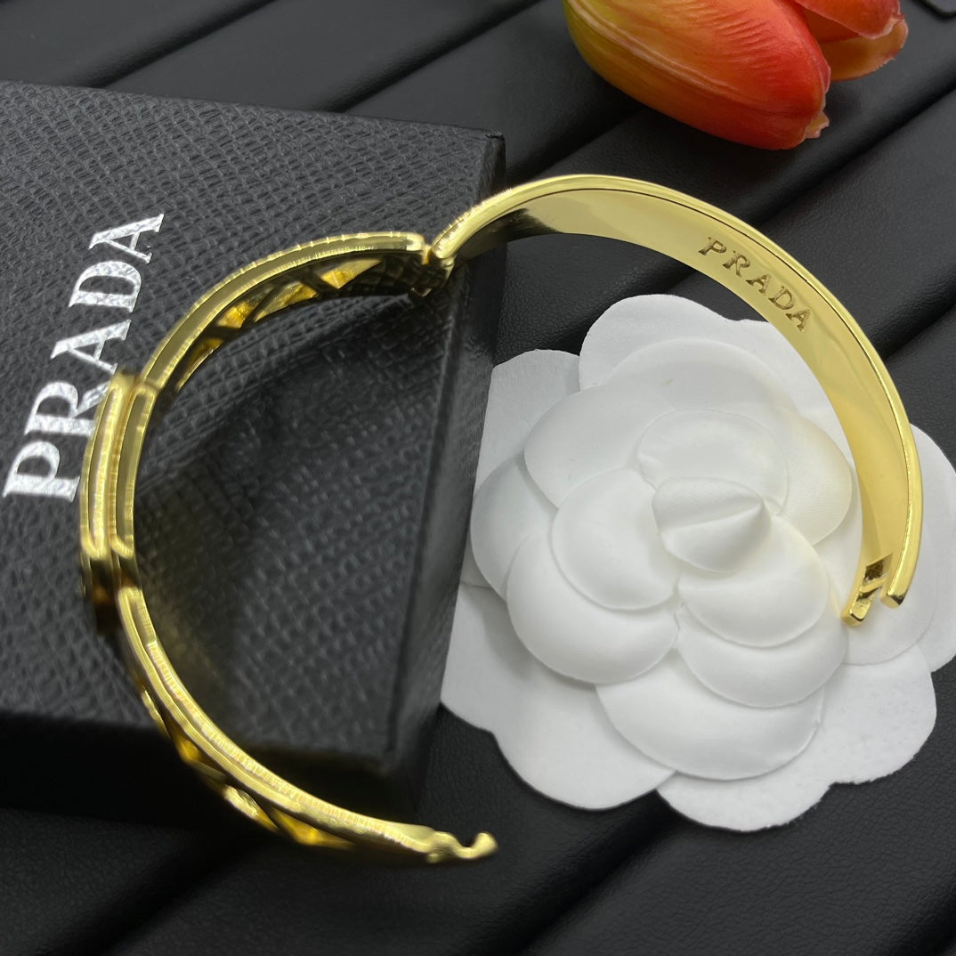 Please Love Bracelet mysite