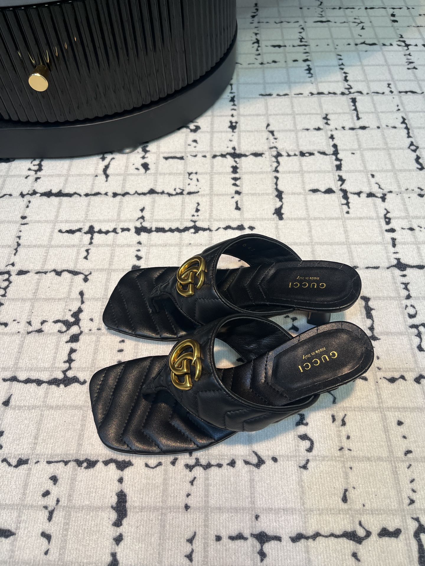 GG THONG SANDALS 55 BLACK CALKSKIN mysite