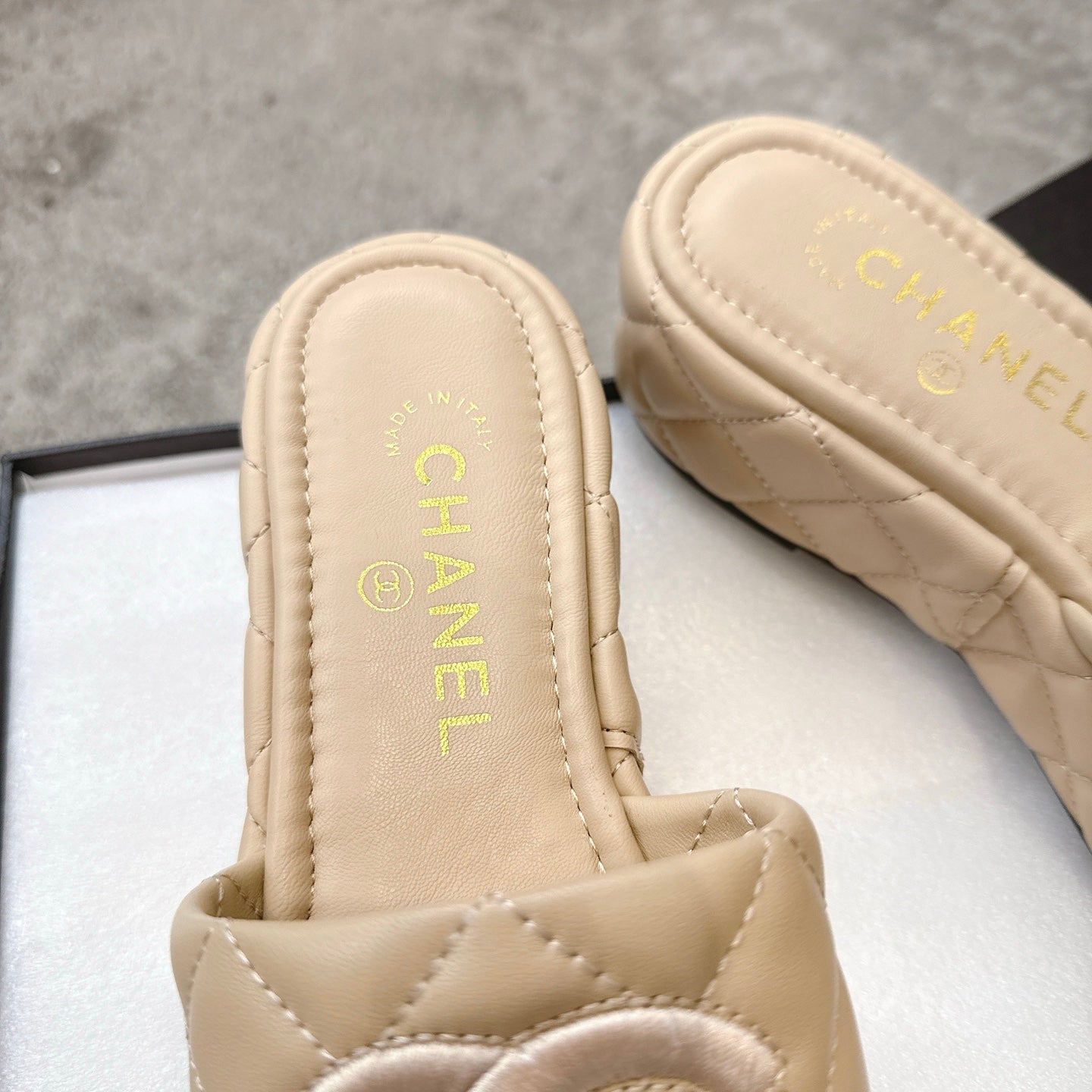 WEDGE HEELS IN BEIGE CALFSKIN QUILTED mysite