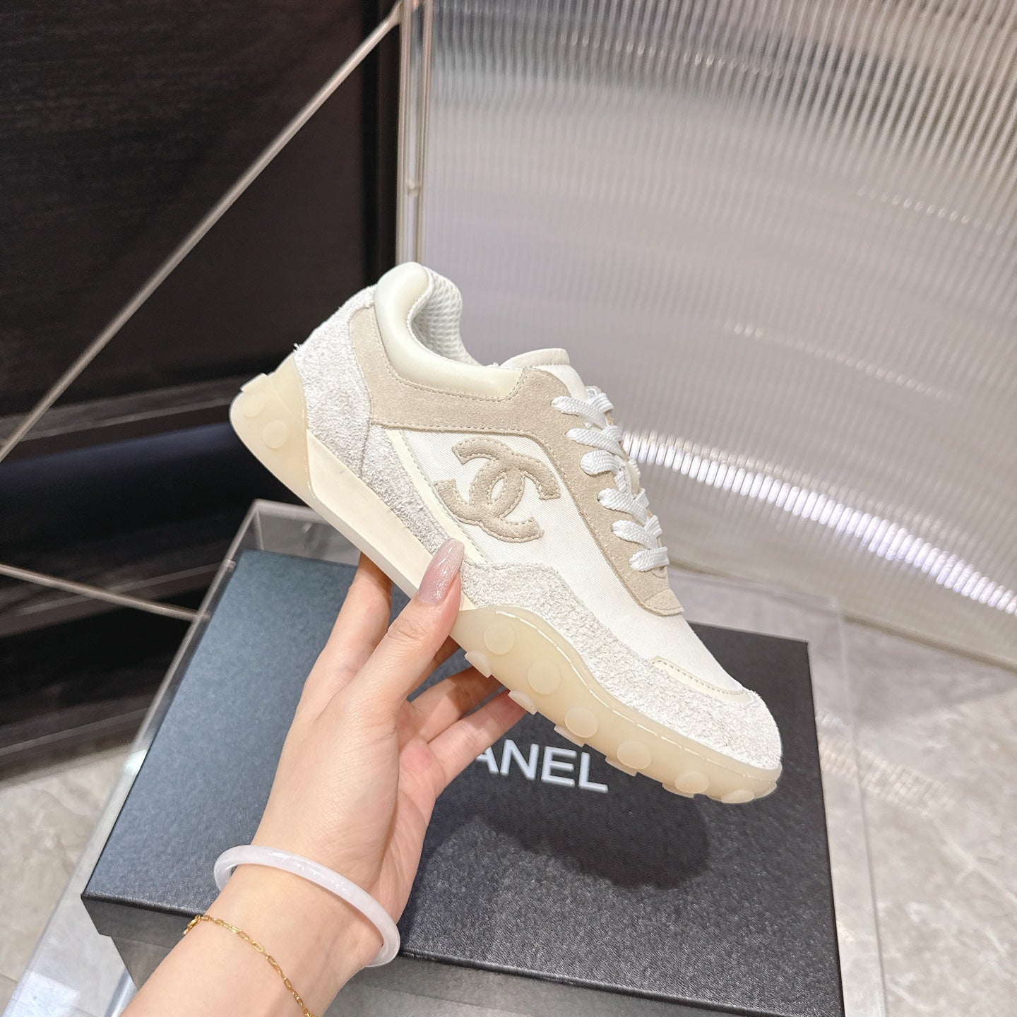 CHANEL 26S LOW TOP SNEAKERS IN BEIGE SUEDE AND WHITE FABRIC WITH RUBBER SOLE mysite
