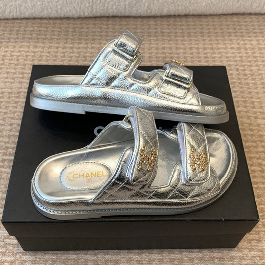 DAD SANDAL IN SILVER SHEEPSKIN MULE mysite