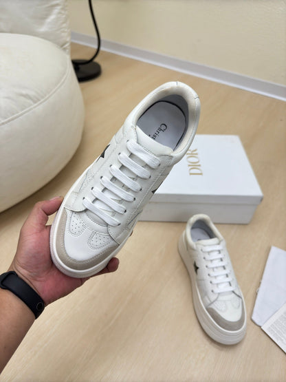 BLACK STAR PLATFORM SNEAKER IN WHITE CALFSKIN AND SUEDE mysite
