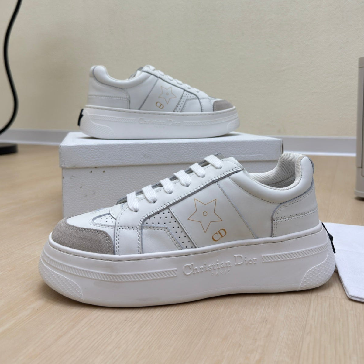STAR PLATFORM SNEAKER IN WHITE CALFSKIN AND SUEDE mysite