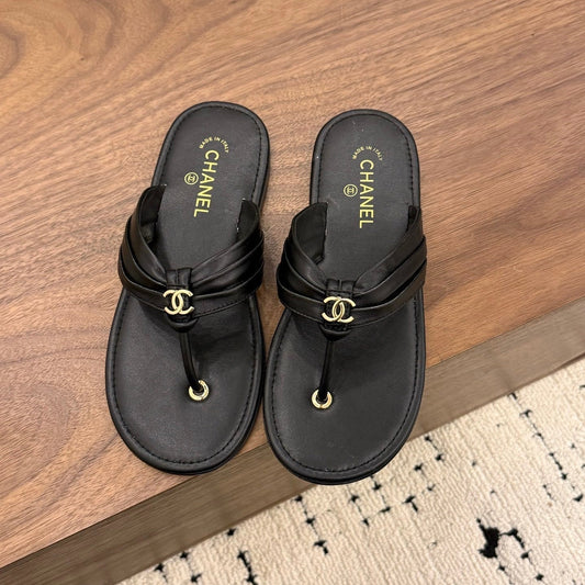 26S THONG SANDALS IN BLACK CALFSKIN WITH CC LOGO mysite
