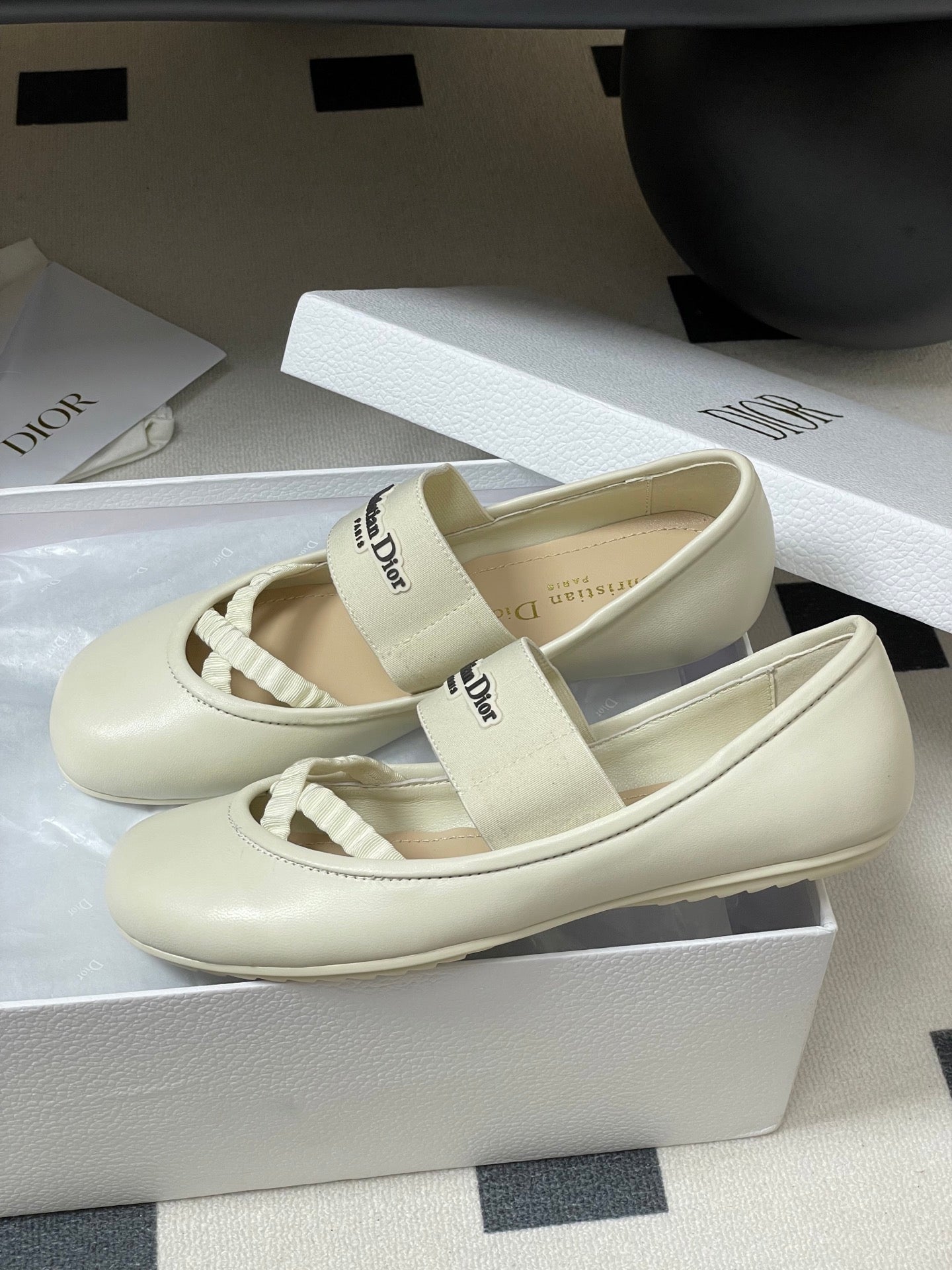 DIOR STRETCH BALLET FLATS 25S IN CREAM WHITE LAMBSKIN mysite