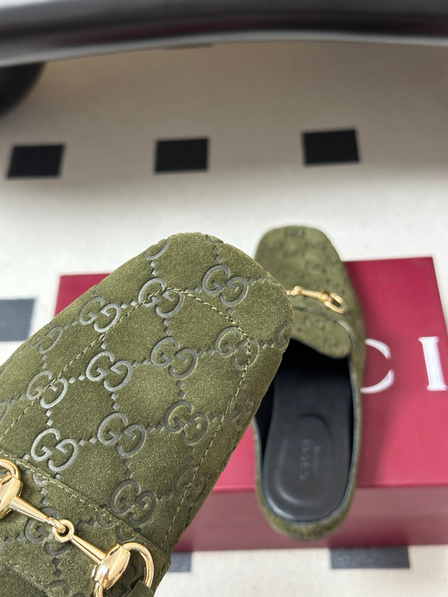 GUCCI 26S HORSEBIT LOAFER MULES IN MOSS GREEN SUEDE mysite