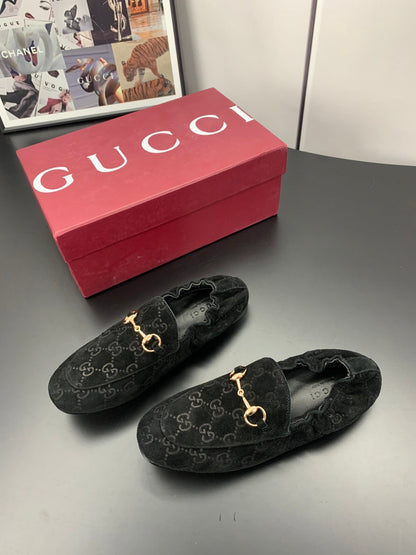 GUCCI 26S LOAFERS IN BLACK SUEDE mysite