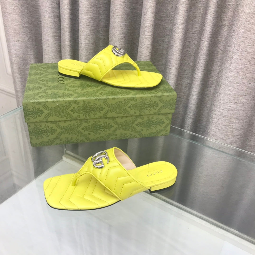 GG  marmont logo - embellished mattelasse leather sandal in yellow mysite