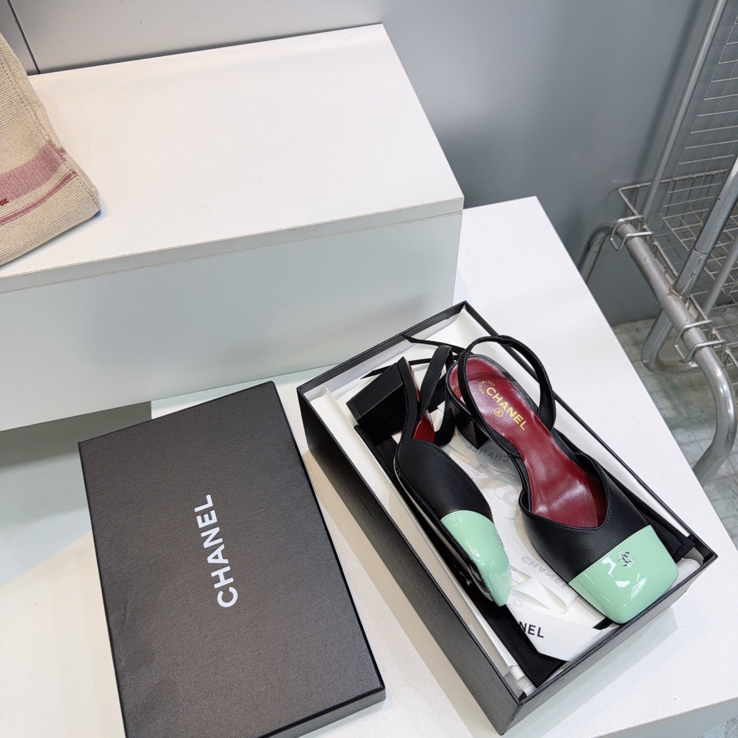 CHANEL 26S SLINGBACK 55 MM IN BLACK LAMBSKIN WITH MINT GREEN CAP TOE mysite