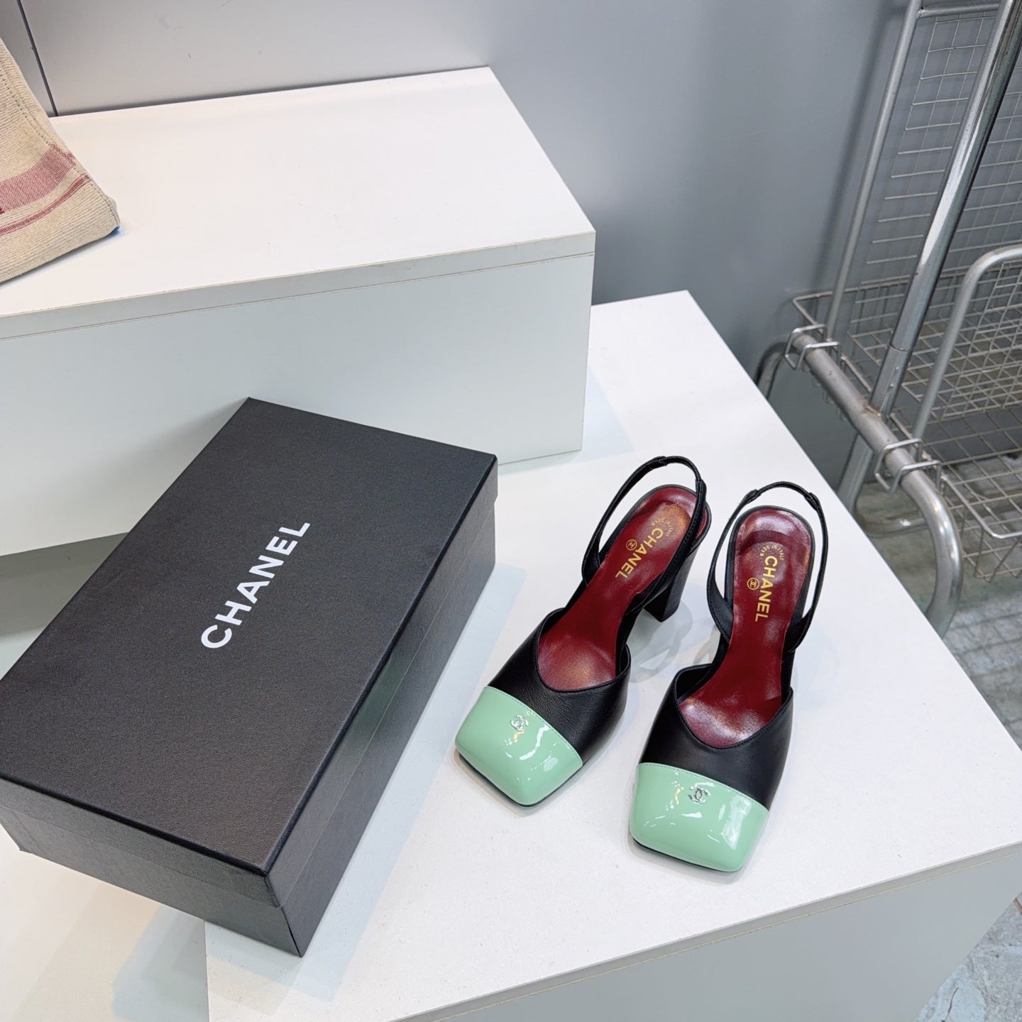 CHANEL 26S SLINGBACK 95 MM IN BLACK LAMBSKIN WITH MINT GREEN CAP TOE mysite
