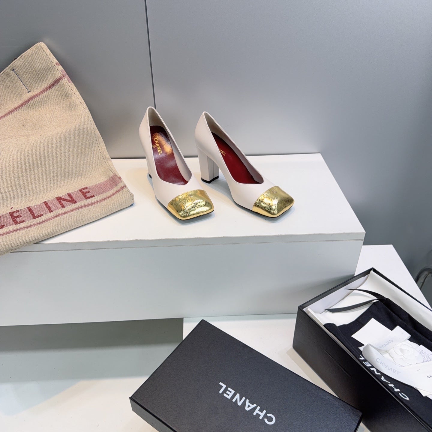 CHANEL 26S SQUARE-TOE HIGH HEELS 95 MM IN WHITE LAMBSKIN WITH GOLD CAP TOE mysite
