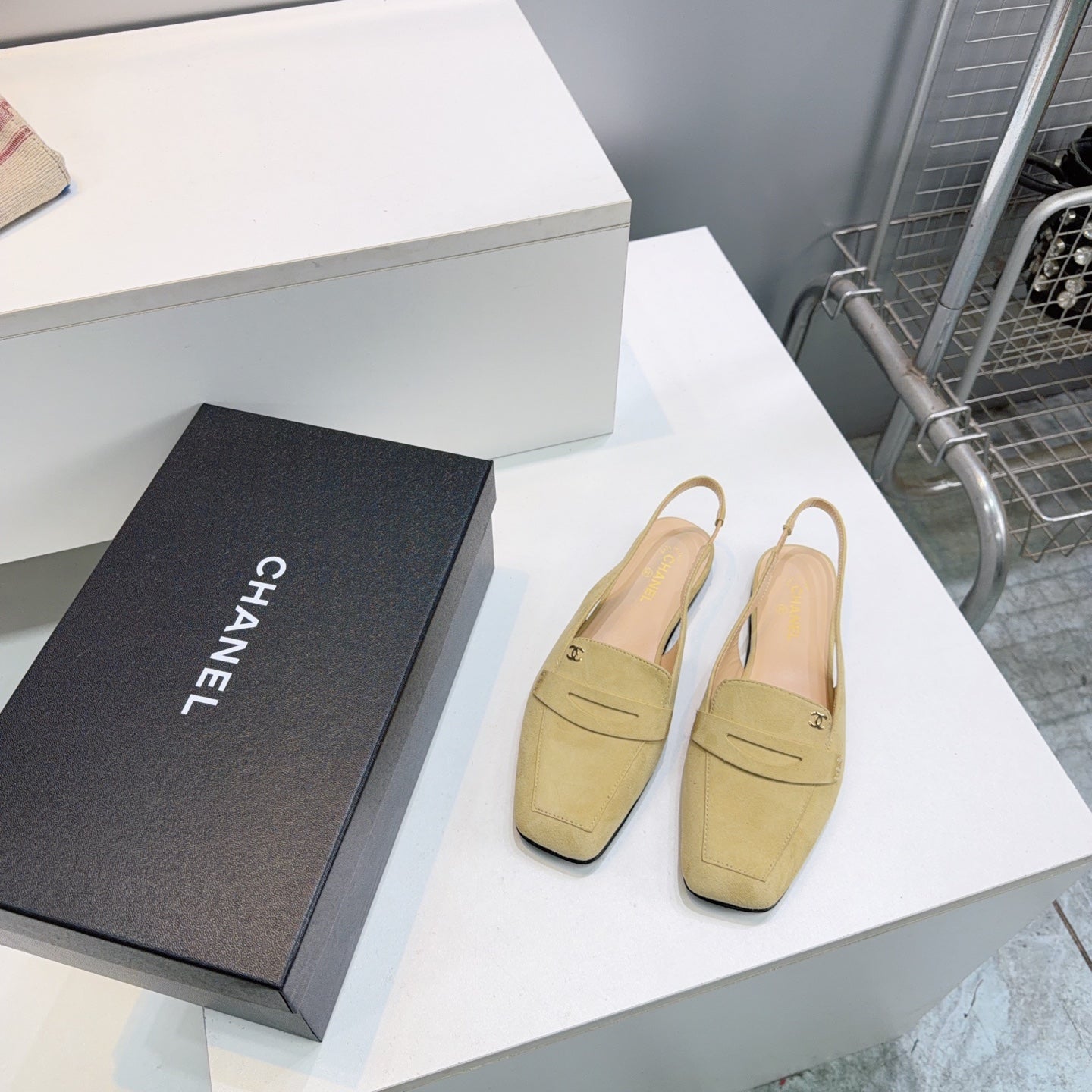 26S SLINGBACK FLATS IN BEIGE SUEDE mysite