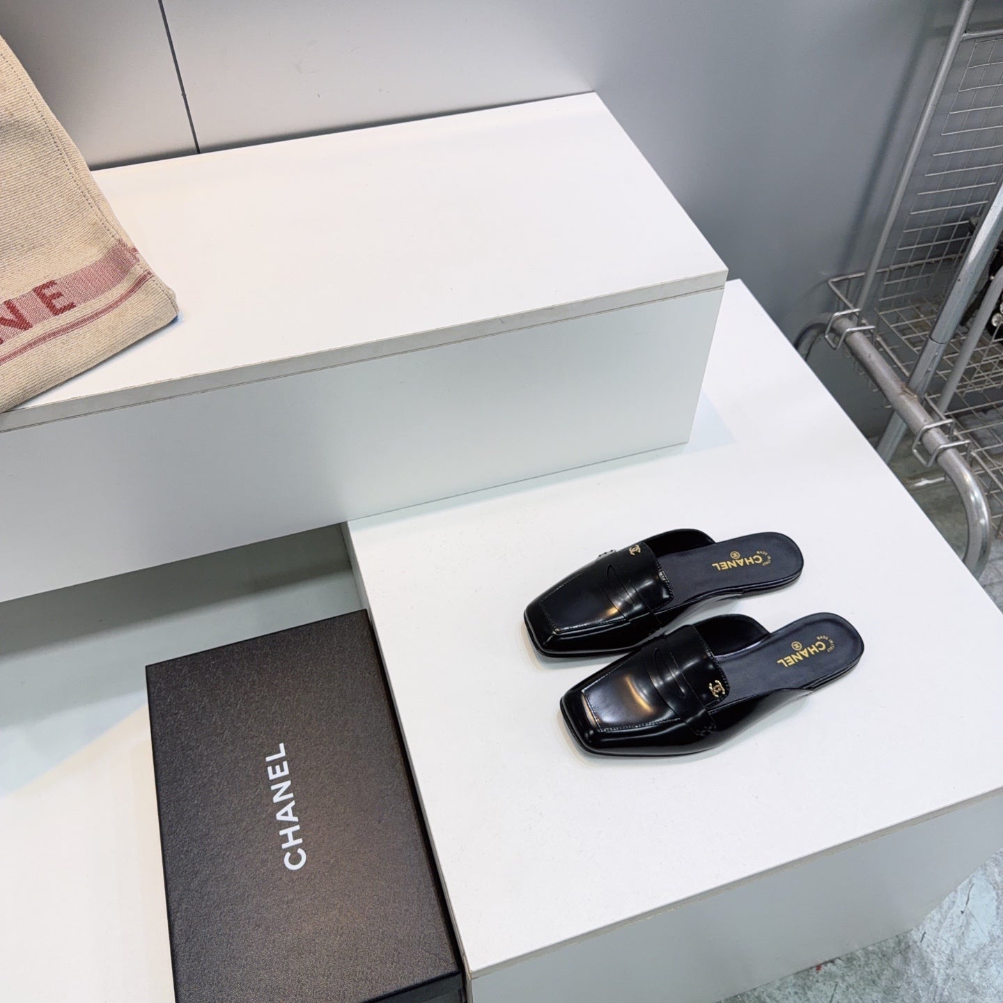 CHANEL 26S LOAFER MULES IN BLACK PATENT LAMBSKIN mysite